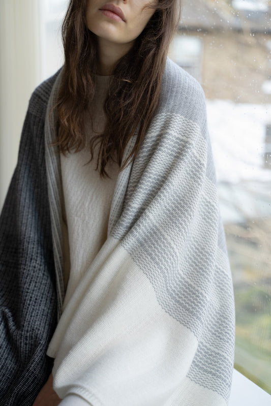 Hesta Throw in Ivory & Black